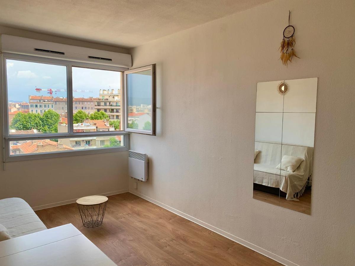 Appartement Tout Equipe A 6 Minutes De La Gare St Charles Marseille Exteriör bild
